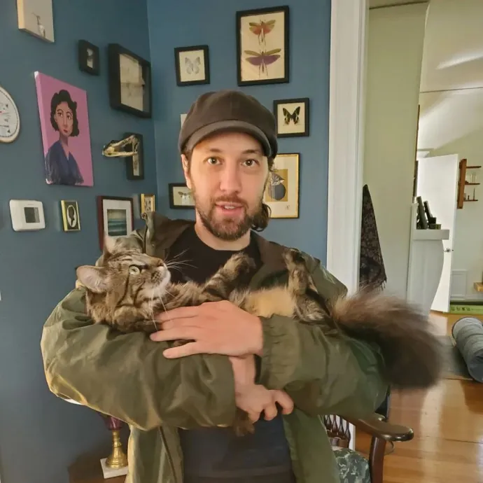 Press Paws And Live In The Meow