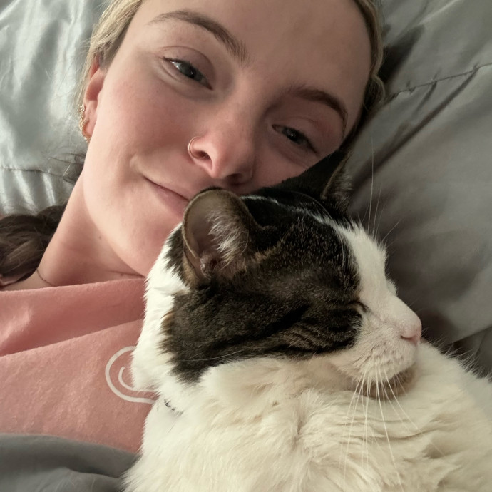Fur-Endly  Loving Cat Sitter
