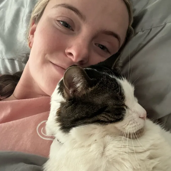 Fur-Endly  Loving Cat Sitter
