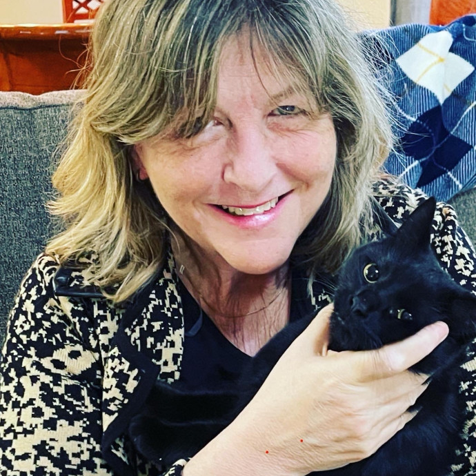 Low Country Cat Whisperer Deb