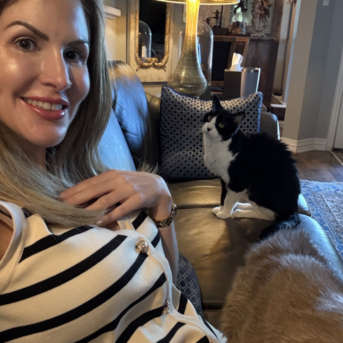 Experienced Cat Mom photo 2