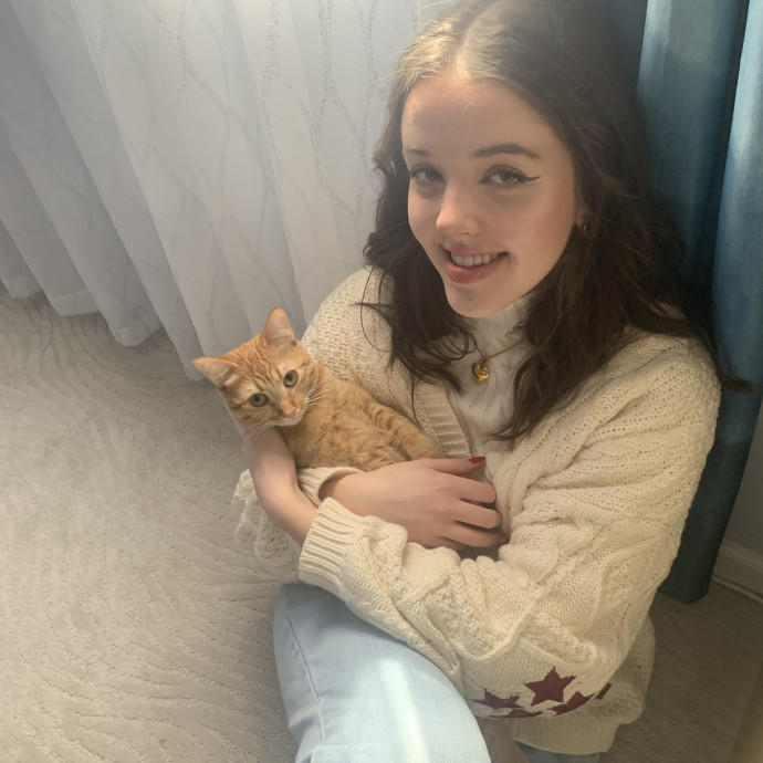 A Loving Caring And Reliable Sitter photo 3