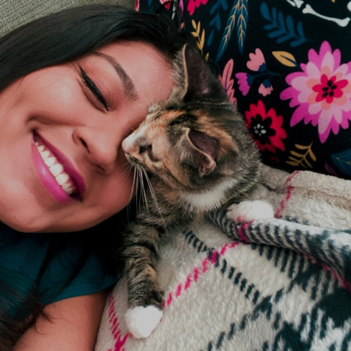 Bilingual Vet Assistant  Pet Sitter photo 3