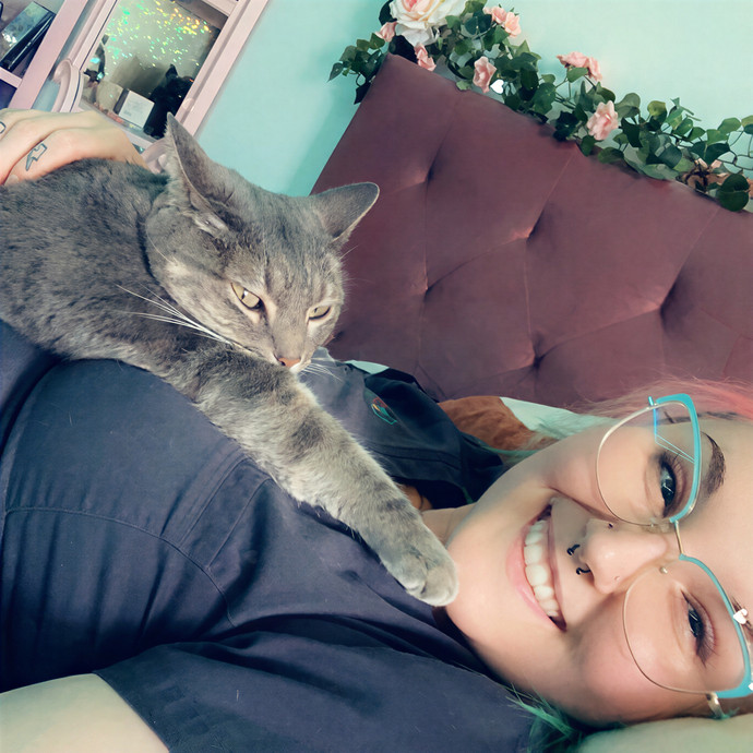 Crystal's Kitten Sittin'