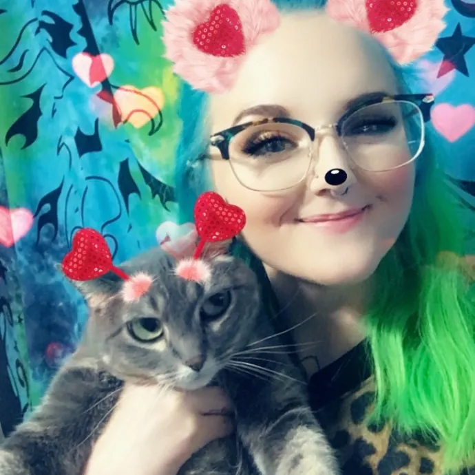 Crystal's Kitten Sittin'