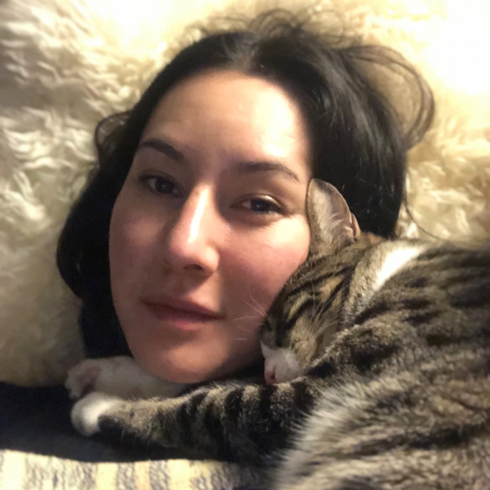 Loving Cat Aunty