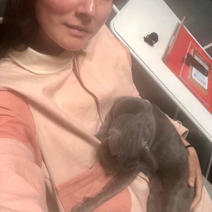 Loving Cat Aunty