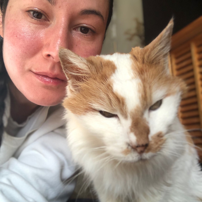 Loving Cat Aunty