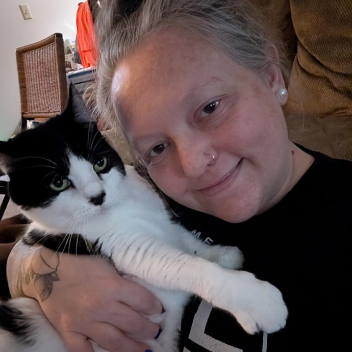 Stefani- Mke Cat Lover 