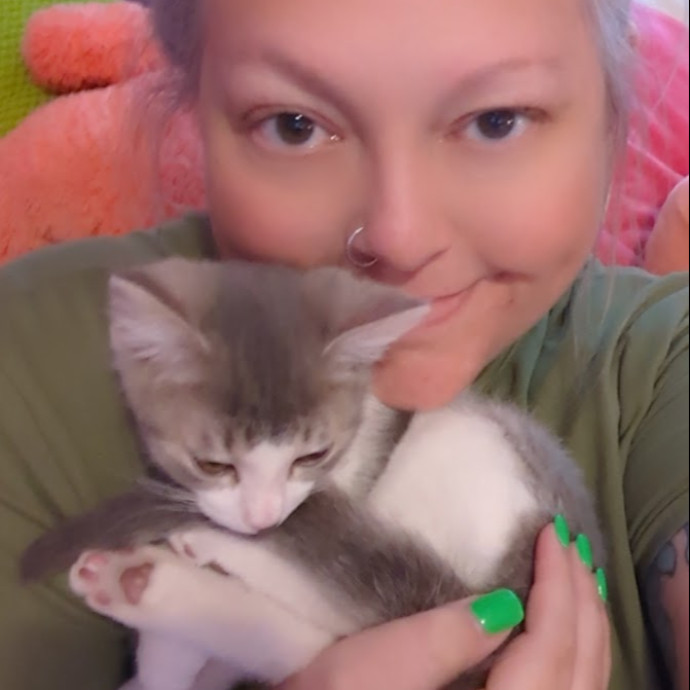 Stefani- Mke Cat Lover 