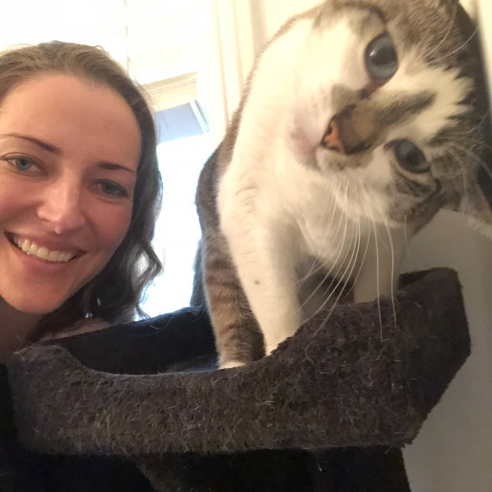 Mandy Jackson Aka Ultimate Cat Lady