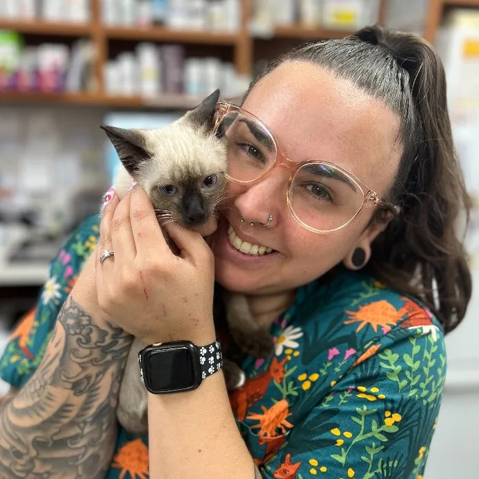 Experienced Vet Assistant With Care