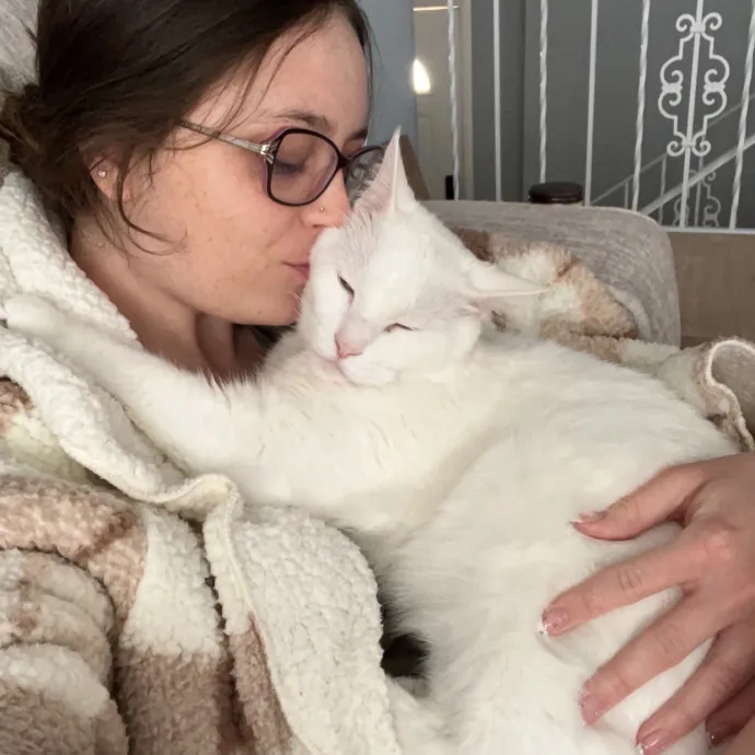 Myas Professional Cat Sitting