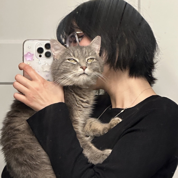 Pre-Vet Student With Sitter Experience