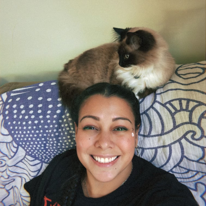 Devoted Cat Parent  Experienced Sitter