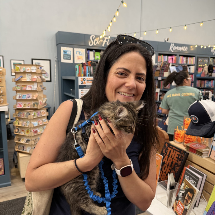 Loving Cat Mom And Sitter photo 3