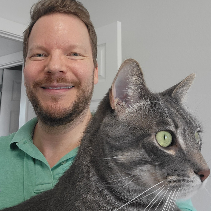 Experienced Cat Dad  Trusted Sitter photo 2