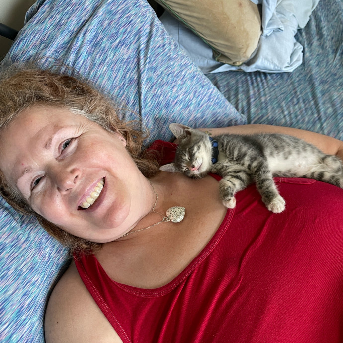 Loving Mature Cat Sitter Ready To Help
