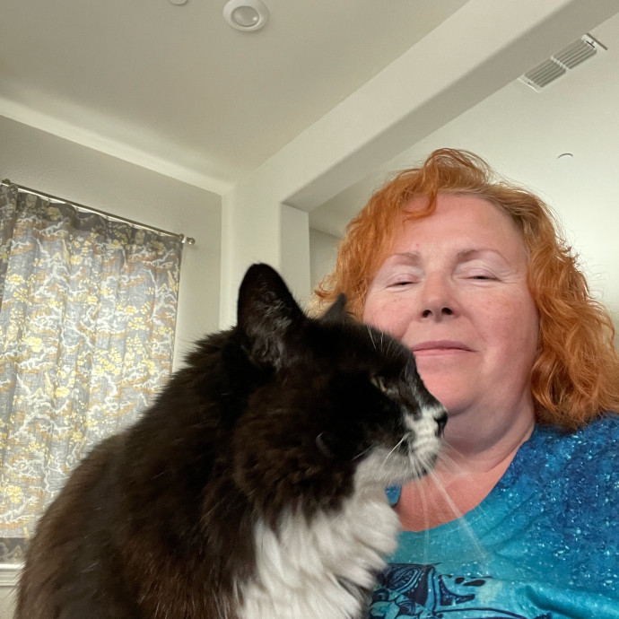 Loving Mature Cat Sitter Ready To Help