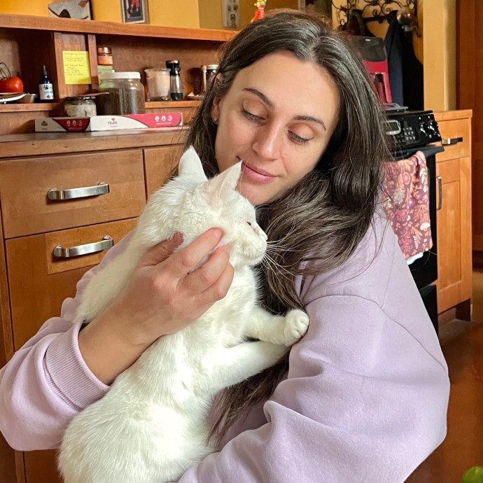 Loving Redmond Cat Nanny photo 2