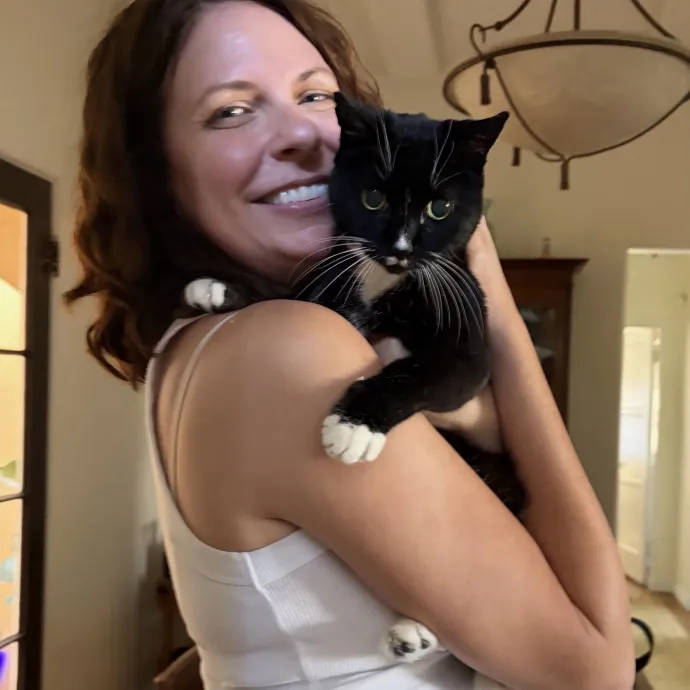 Lisa L.