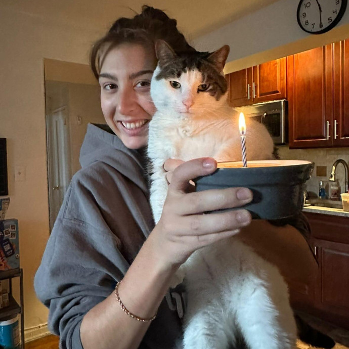 Abby The Amazing Sitter - Jackson Hei