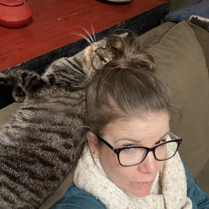 Cat Lover With Pet Sitting Experience