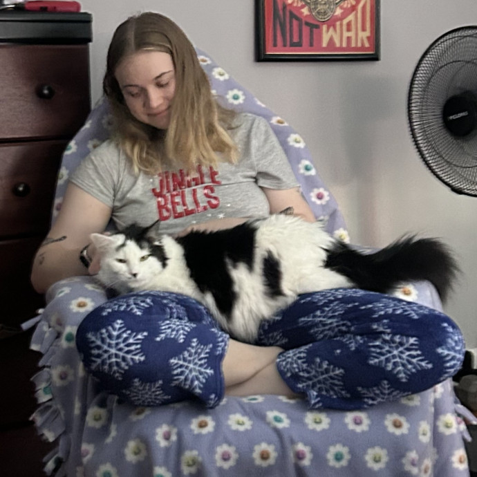 Zoe - Cat Mom To Buddy And Holly