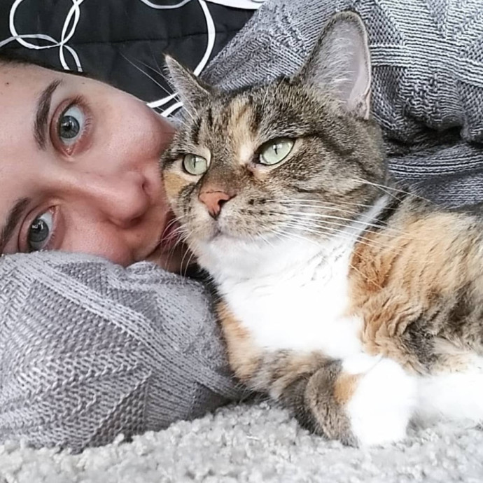 Cat Lover Flexible Remote Work Schedule photo 3