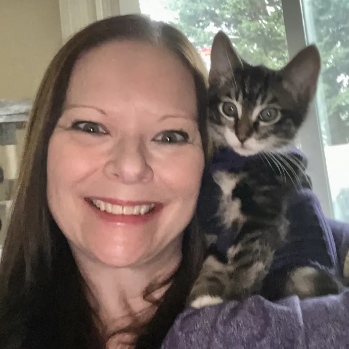 Experienced Kitty Foster Mama