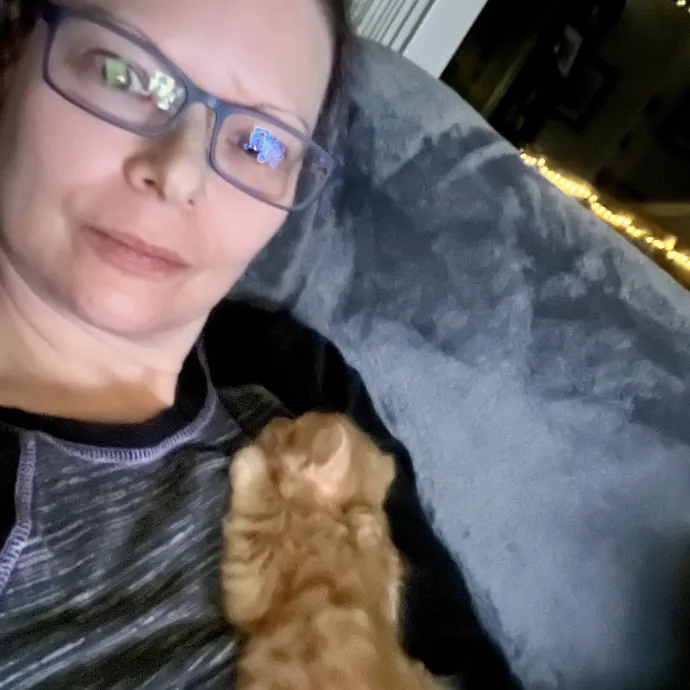 Experienced Kitty Foster Mama