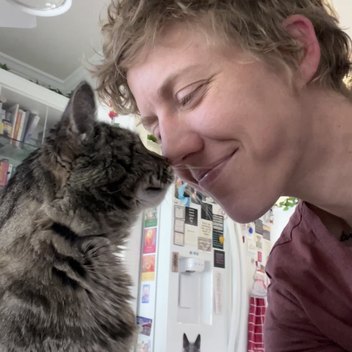 Calm Caring Sitter For Every Cat