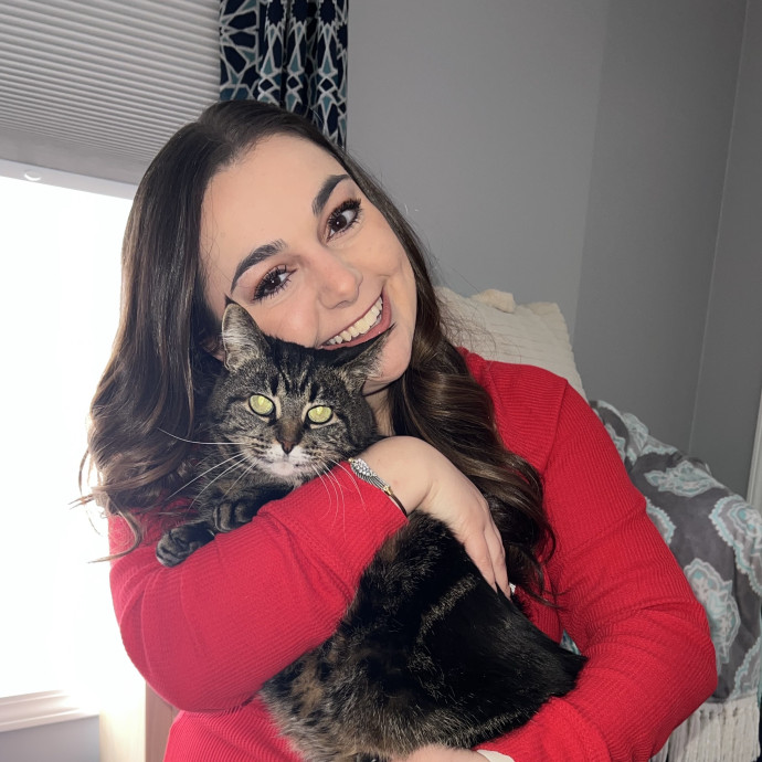 Experienced Loving Cat Sitter photo 2