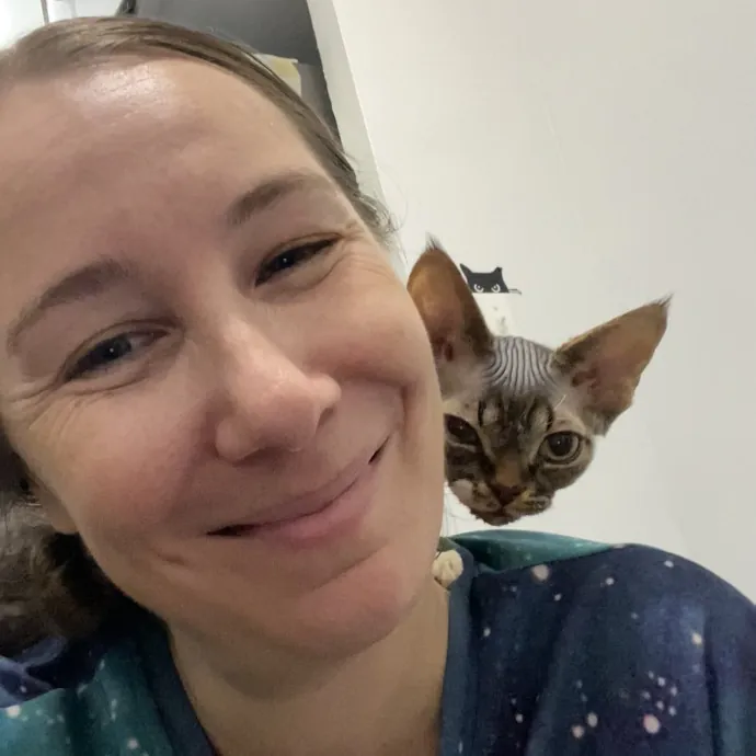 Hello Cat Parents Golden Paw Cat Care photo 3