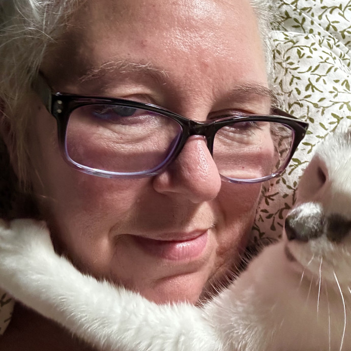 Rescue Cat Mom Here To Comfort Your Cats