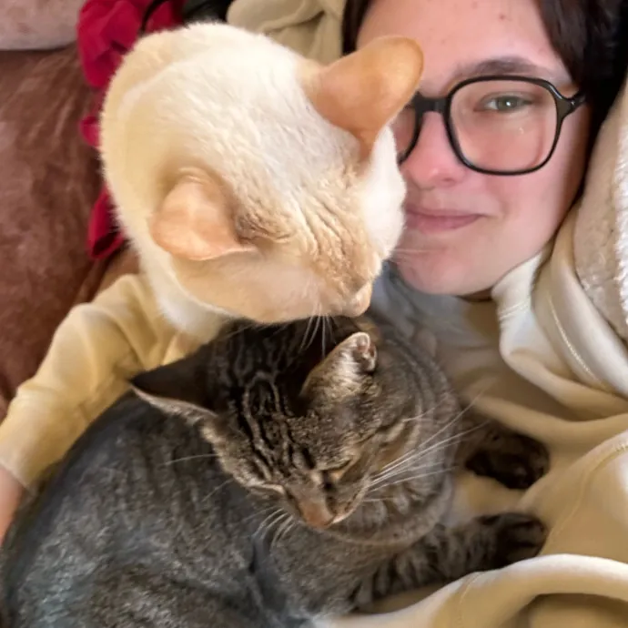 Lifelong Cat Lover Offering Kind Care