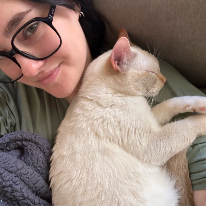 Lifelong Cat Lover Offering Kind Care