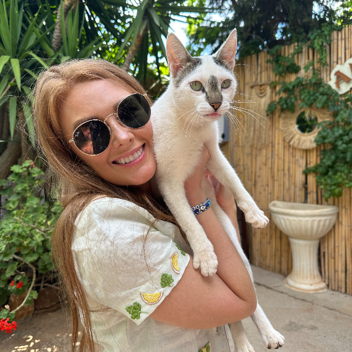 Cat Lady Here To Care