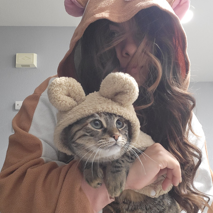 Purr-Fect Massages  Trusted Sitter photo 2