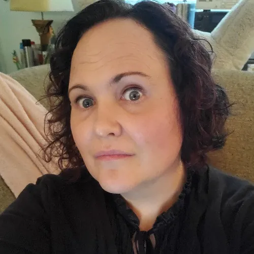 Smitten Kitten Cat Sittin' - Sara