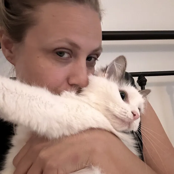 Sitting Pretty With Your Kitty