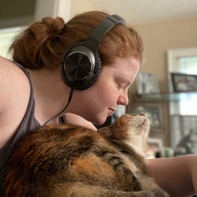 Julie's Purrfessional Cat Care