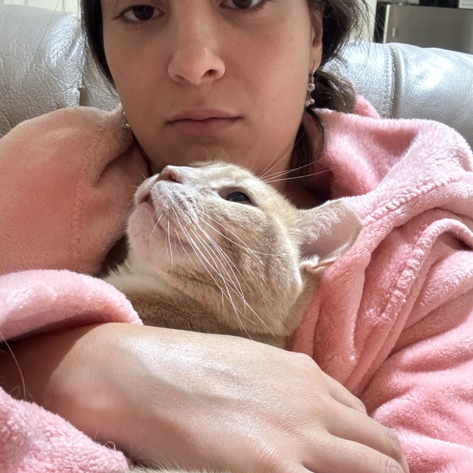 Loving Cat-Sitter For Cats Of All Ages