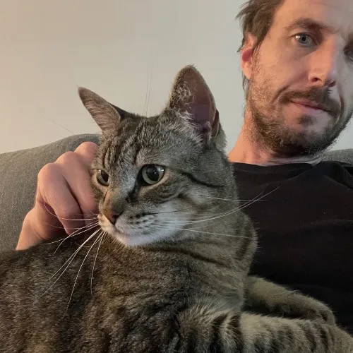 Rob The Expurrt Cat Sitter