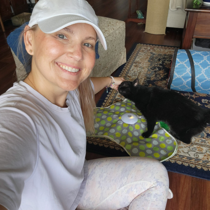 Cat Lady Lacey