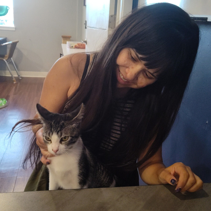 Calm Caring Cat-Savvy Sitter