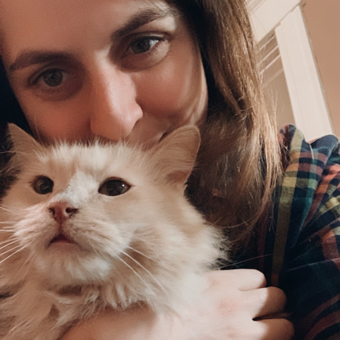 Cat Care Extraordinaire - Carly