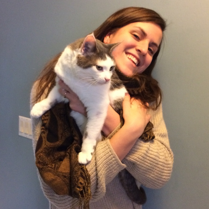 Cat Care Extraordinaire - Carly photo 3