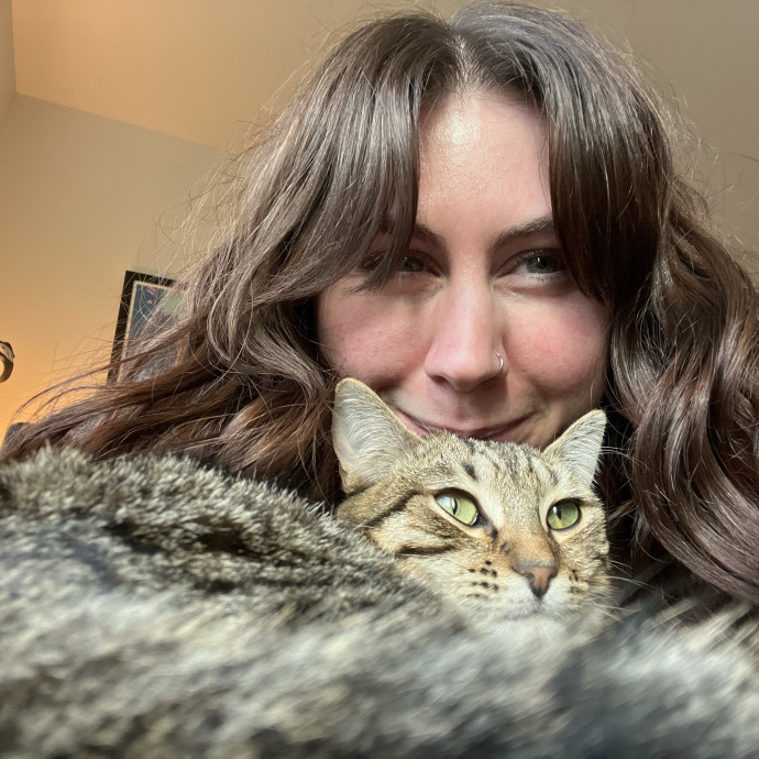 Compassionate And Attentive Sitter photo 3