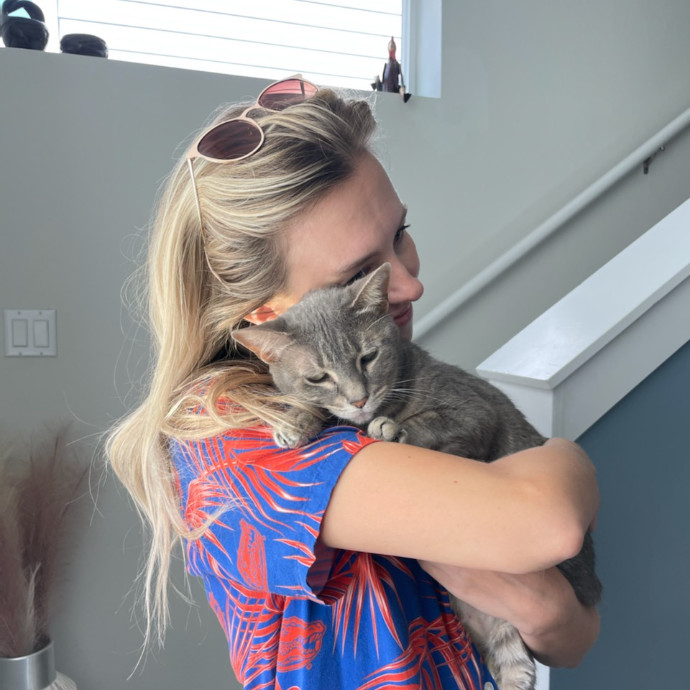 Caring Calm Cat Sitter In Tampa Bay